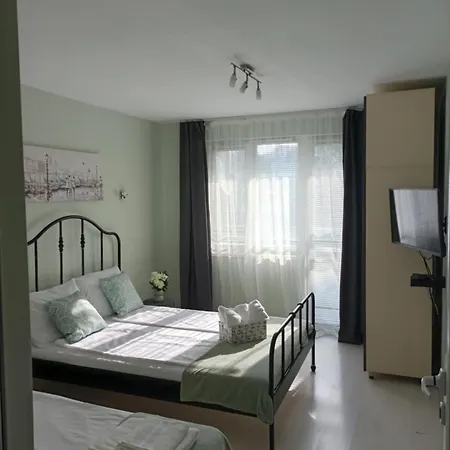 Apartamento Maria Luisa *