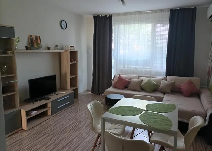 Apartamento Maria Luisa *